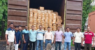 सिंधुदुर्ग एलसीबीची मोठी कारवाई; दीड कोटीहून अधिक किमतीचा गोवा बनावटीचा दारूसाठा जप्त